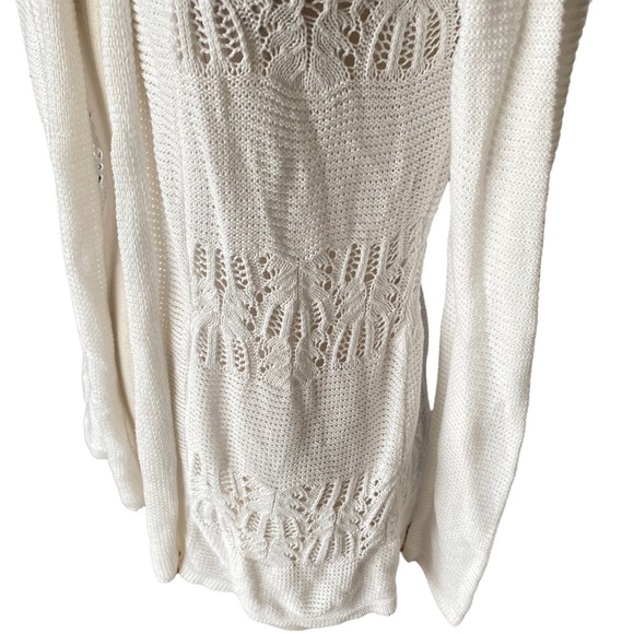 🌸 Belldini White Open Front Crocheted Cardigan - Picture 4 of 8